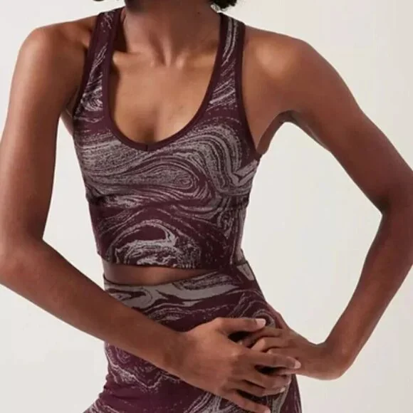 Small - ATHLETA - Aurora Seamless Shine Crop Tank Burgundy Silver Marble NEW - Picture 4 of 4